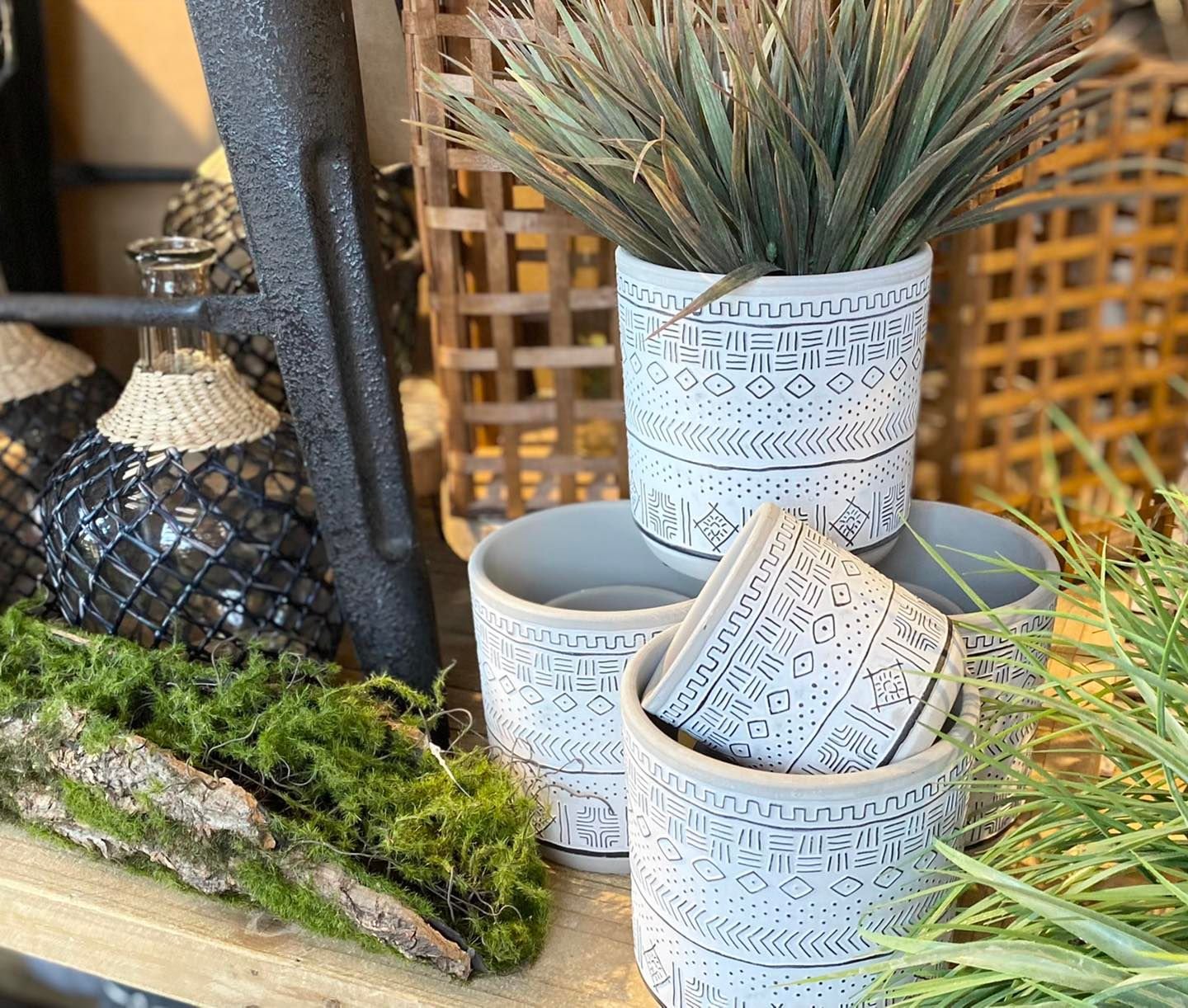 Small Black and White Cement Patterned Pots - Image 2